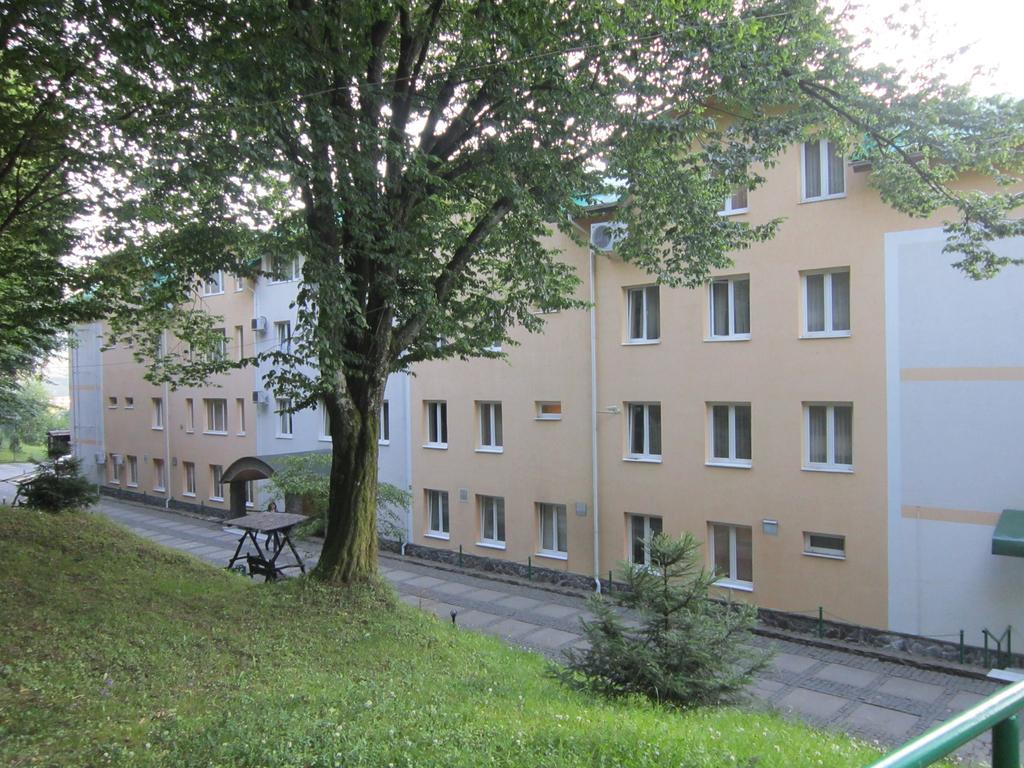Quelle Polyana Hotel Eksteriør billede