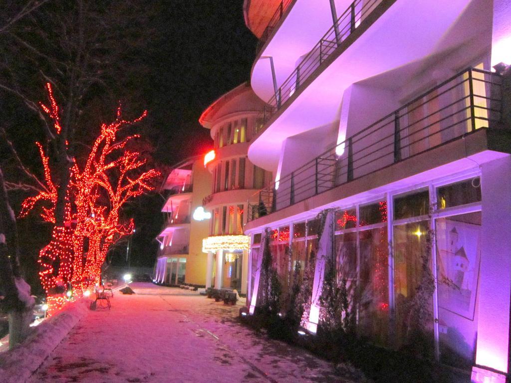 Quelle Polyana Hotel Eksteriør billede